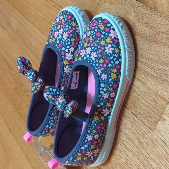 Carter's girls shoes - Picture 3 of 6